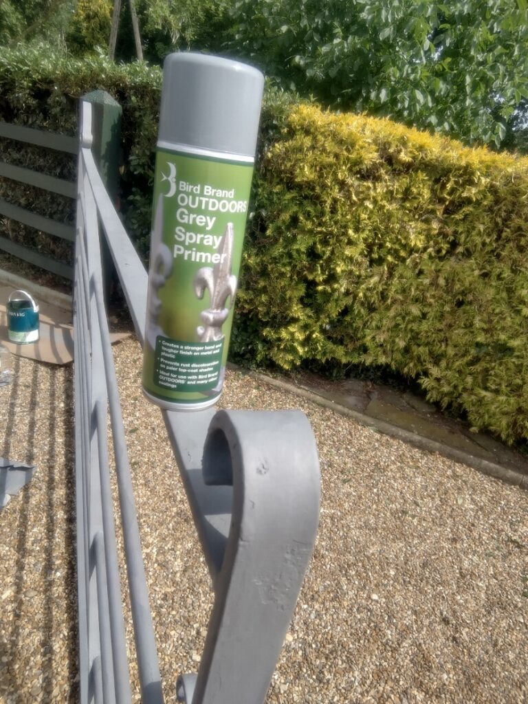 OUTDOORS Grey Spray Primer Bird Brand